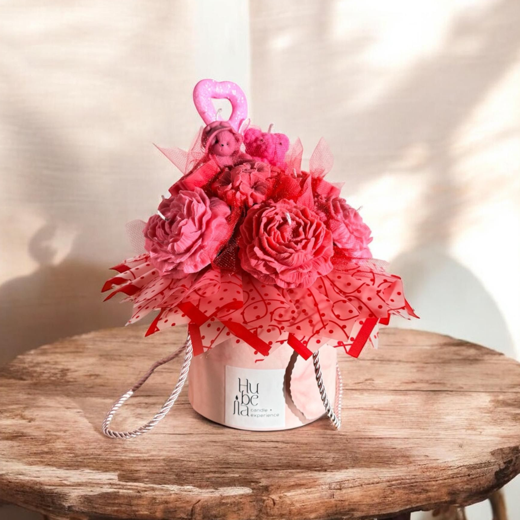 Bouquet Corazon Ardiente: Rojo y Fucsia