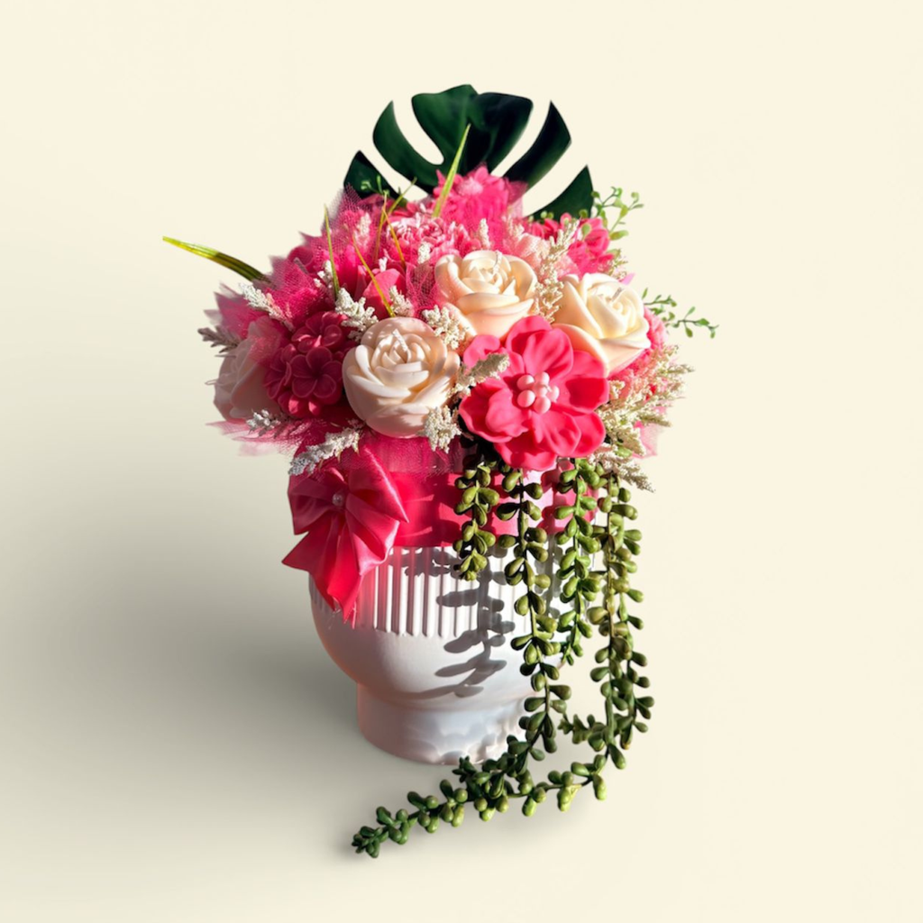 Bouquet Tropical Romance: Vela artesanal Grande Rosa y blanco