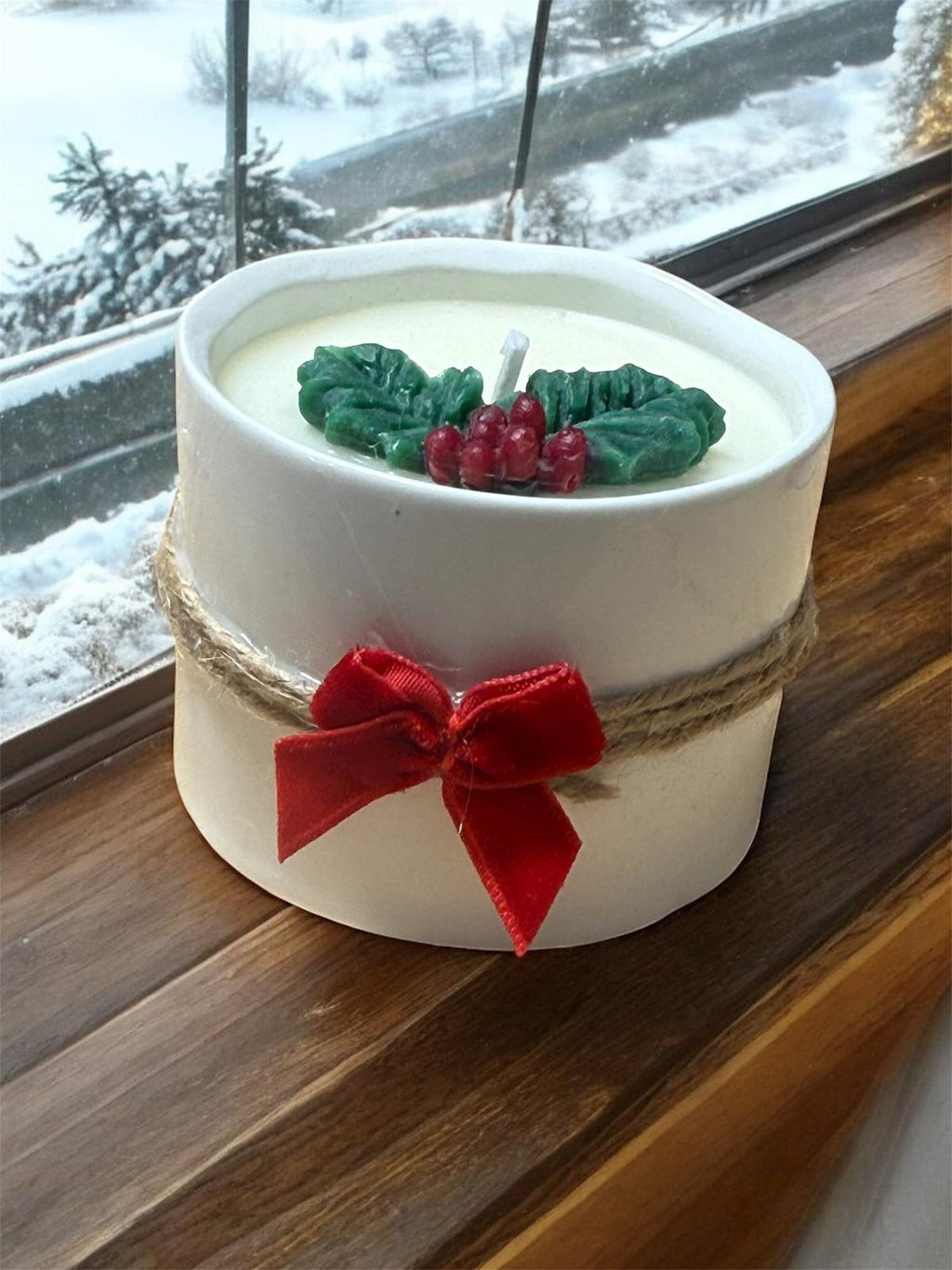 Candle Cinnamon and Vanilla