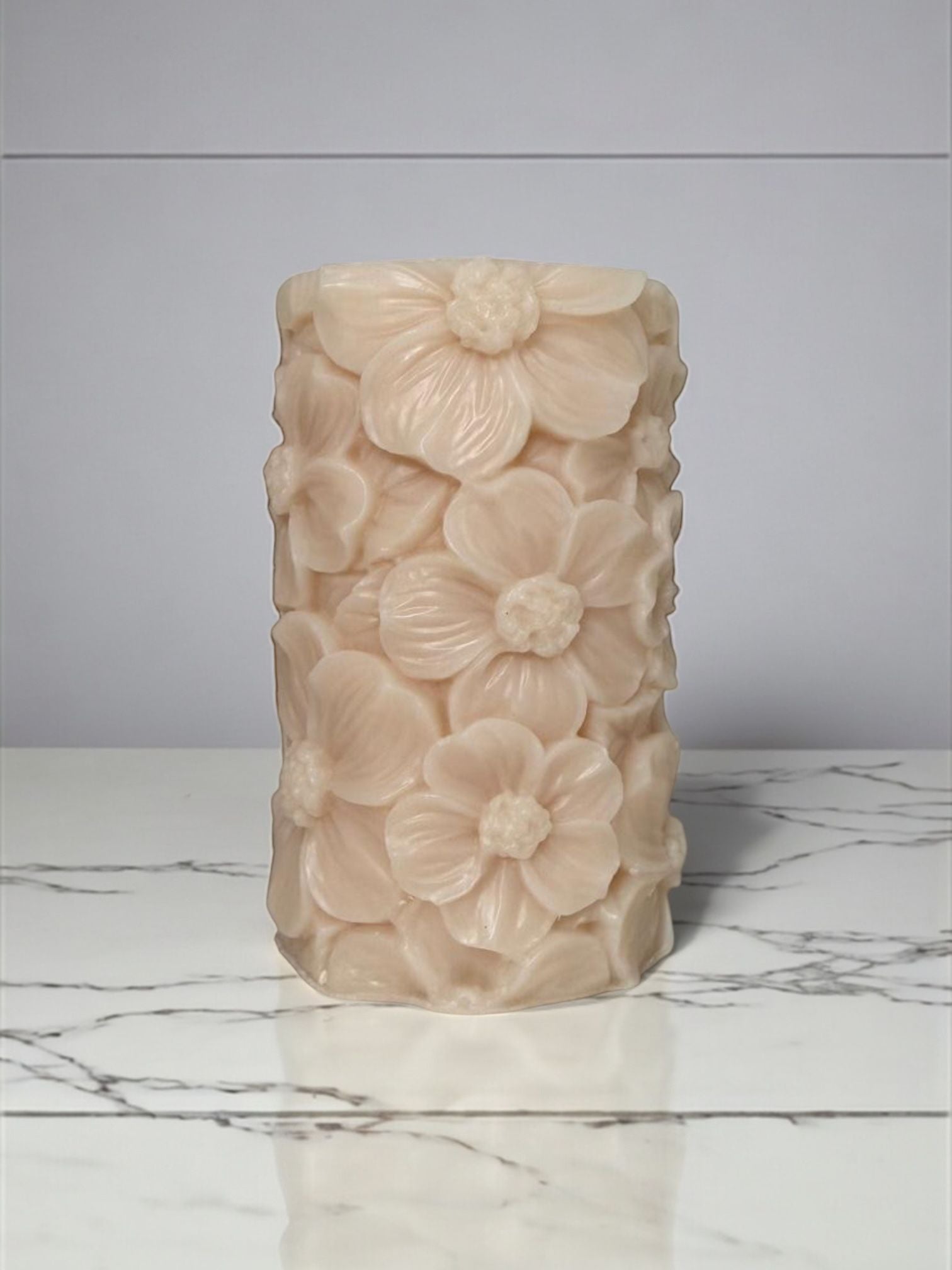 Cylinder with Flowers