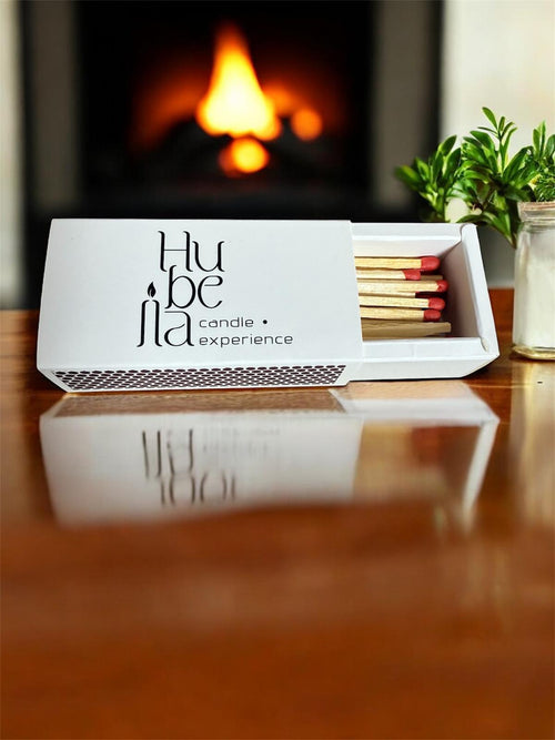 Box of matches/ Caja de Fosforos.